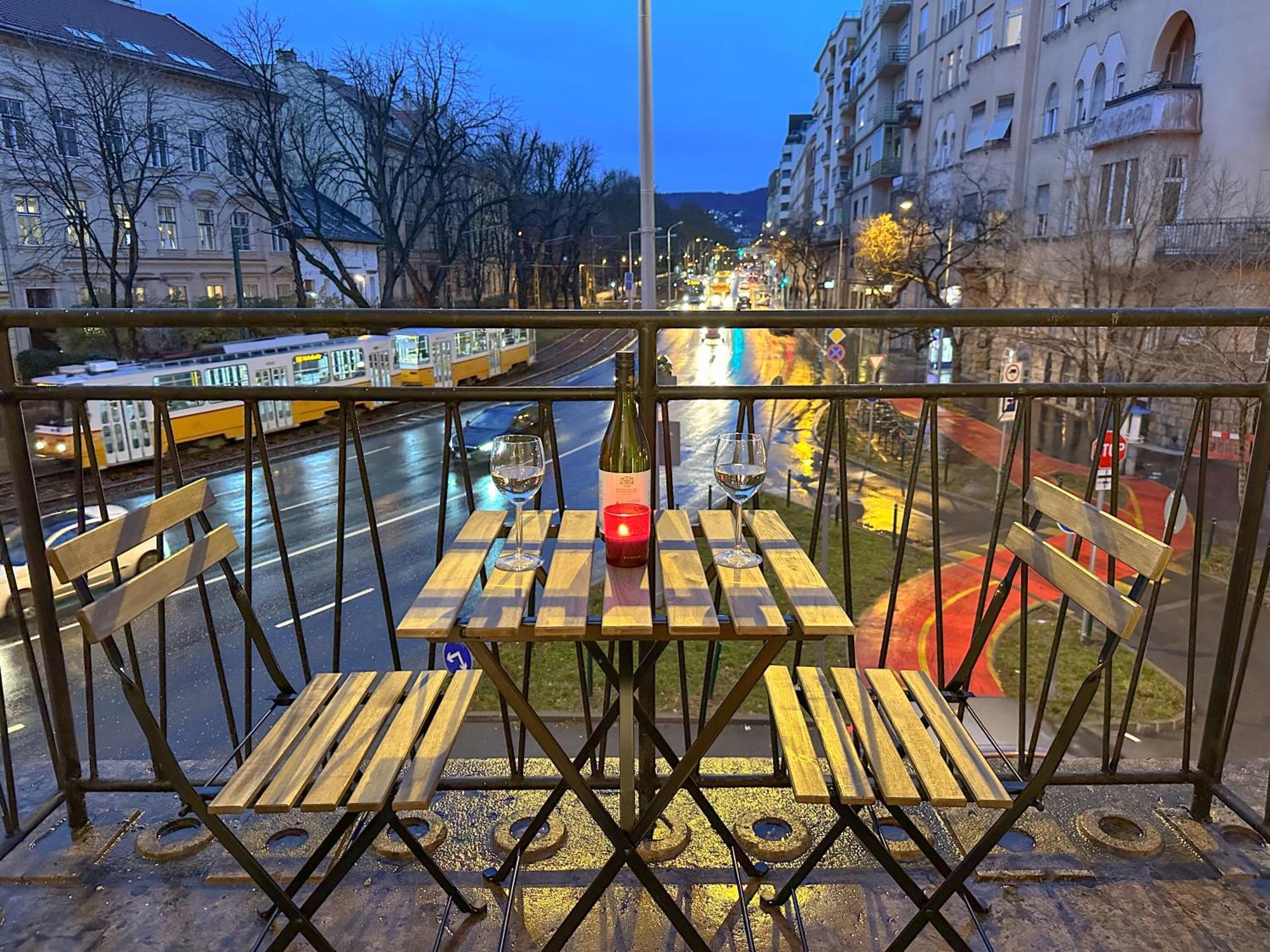 Sunny Castle Apartment Βουδαπέστη Εξωτερικό φωτογραφία