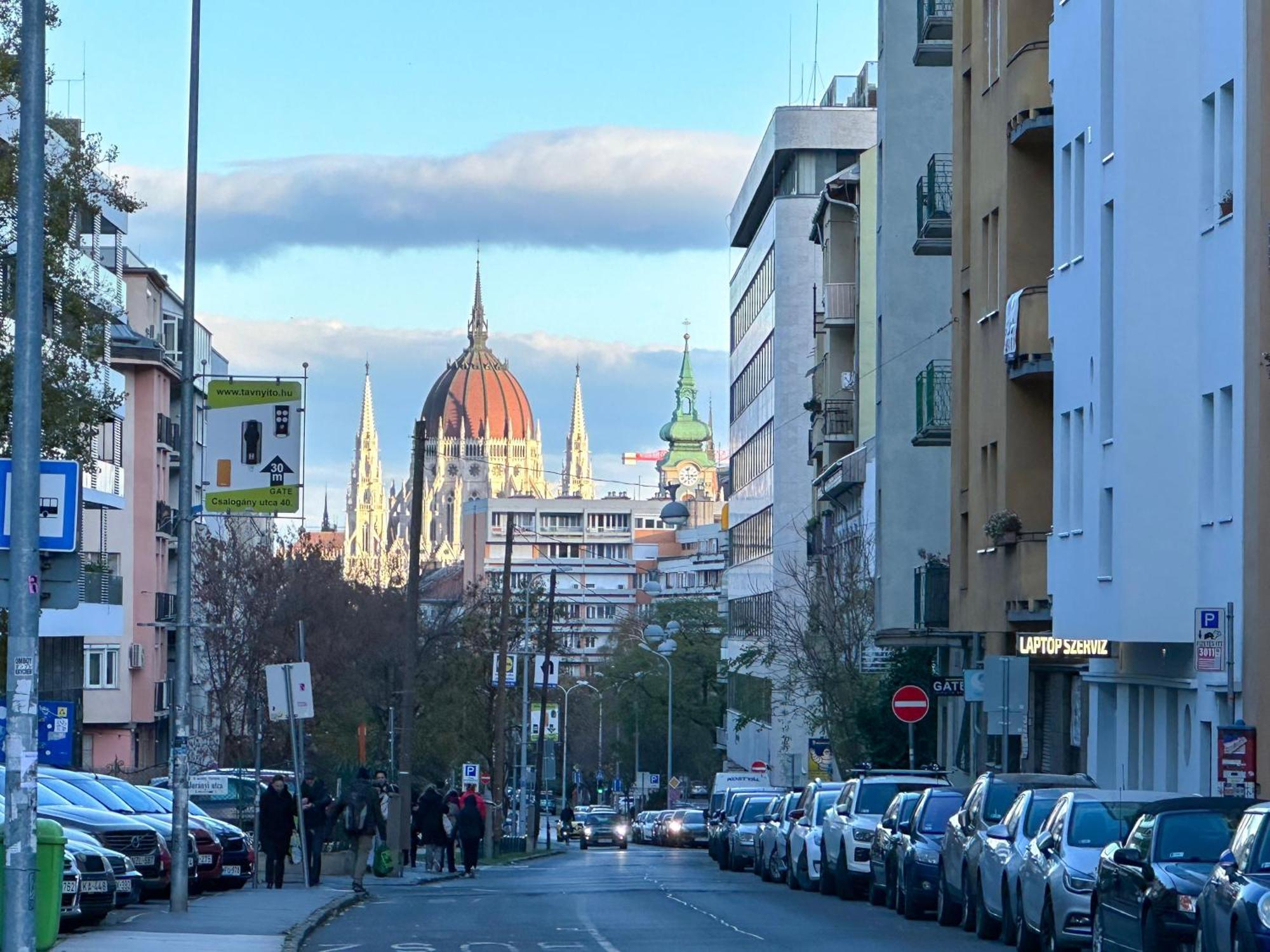 Sunny Castle Apartment Βουδαπέστη Εξωτερικό φωτογραφία